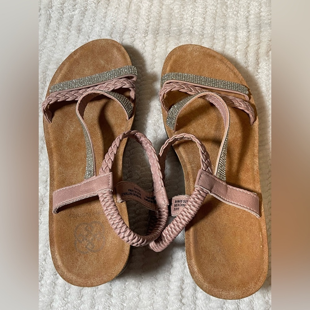Daisy Fuentes Pink and Tan Braided Sandals‎